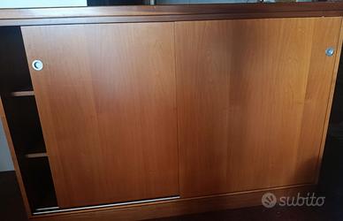 Credenza e vetrina