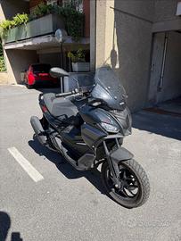 Aprilia sr gt 125 2025