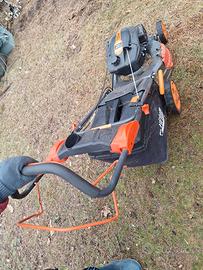 Rasaerba a scoppio Virium semovente 