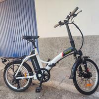 bicicletta a pedalata assistita