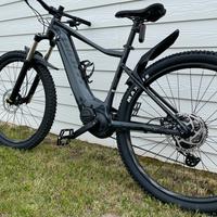 Giant Mountain Ebike 700 Watt