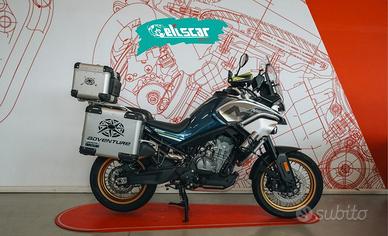 CF MOTO 800 MT