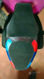 Sella per moto BMW S1000XR modificata