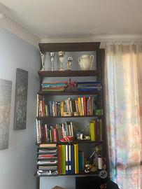 libreria con mensole in palissandro