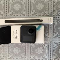 KanDao QooCam 3 Action Camera 360 con kit