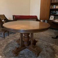 TAVOLO DI LEGNO TONDO