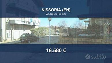 Immobile in asta di 108 m² con più di 5 locali a N