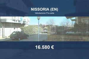 Immobile in asta di 108 m² con più di 5 locali a N