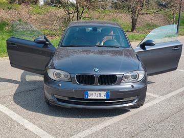 bmw 318d 3P.  143cv