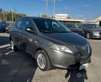 Lancia Ypsilon 1.2 69 CV 5 porte S&S Silver