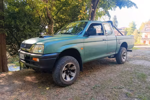 MITSUBISHI L200 2.5 del 2001