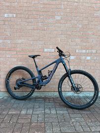 Santa Cruz Megatower C 2024 - Fox 38 – Magura MT5