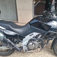 SUZUKI VSTROM 650