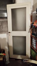 Antica porta di legno e vetro vintage anni 60