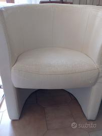 poltroncina bianca