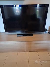 TV Sony Bravia KDL-52Z4500 da 52” + soundbar