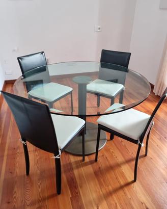 Tavolo in cristallo rotondo 130cm+4 sedie in pelle