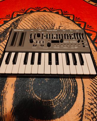 Sintetizzatore Roland SH01A