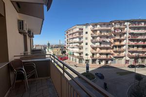 3 LOCALI A GRUMO NEVANO