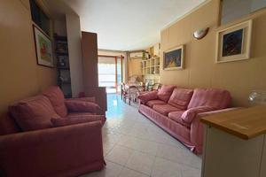 3 LOCALI A PESARO