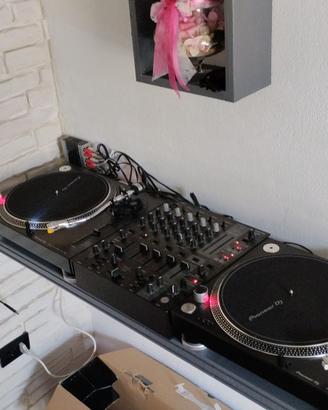 Giradischi pioneer plx500 e mixer bheringher