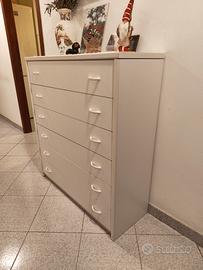 cassettiera bianca in legno 