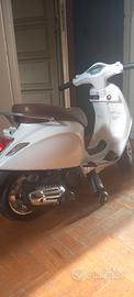 Mini Vespa Bianca giocattolo!