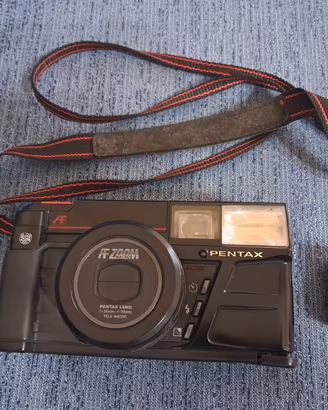 Fotocamera Vintage Pentax Zoom 70 a rullino 