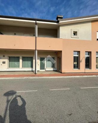 NEGOZIO A BORGOSATOLLO