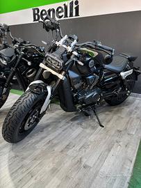 Benelli Leoncino 400 bobber in pronta consegna