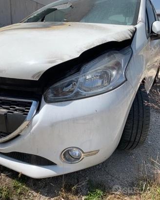 Ricambi pegeout 208 1.4 Diesel 2016