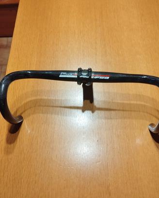 Piega e attacco manubrio Fsa K force carbonio