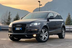AUDI SLINE Q7 V6  3.0 TDI QUATTRO   5 POSTI 