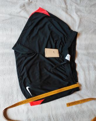 Nike Pantaloncino Dri-Fit 