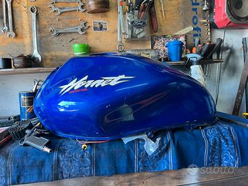 Serbatoio honda hornet