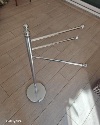 pedana bagno porta salviette 