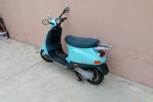 vespa 50 et2
