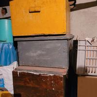 Materiale per apicoltura usato
