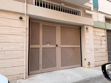 Ampio box auto / autorimessa di 40 mq CORATO