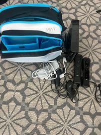 Nintendo Wii completa con borsa e giochi