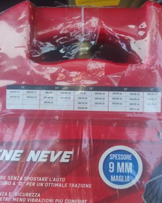 Catene auto nuove con cellophane