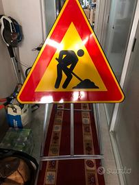 Cartello lavori in corso