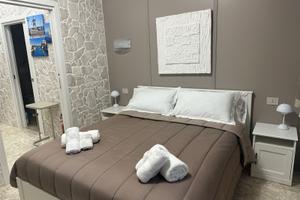 B&B|Stone House Centro Taranto|Parcheggio gratuito