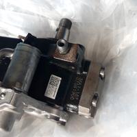 Pompa gasolio 1.6 tdi 03l130755an 90cv 105 cv vw