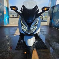 Honda Forza 350 Deluxe edition