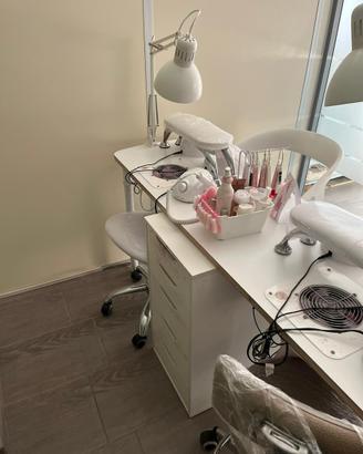 Tavolo manicure