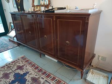 Credenza