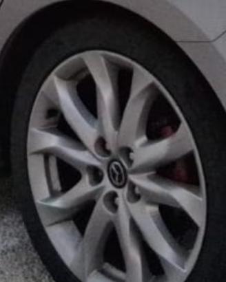 Gomme mazda