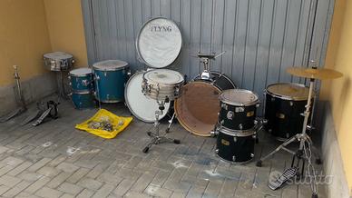 Batteria acustica Mapex Pro M e FLYNG