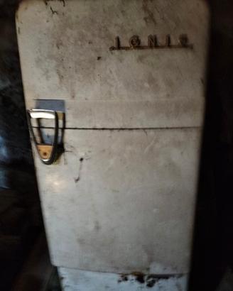 Frigo Ignis epoca bombato da restaurare